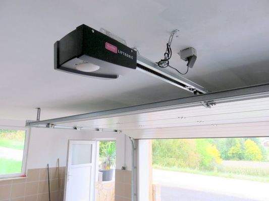 elektrischer Torantrieb