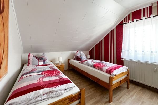 Schlafzimmer im OG