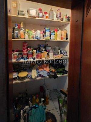 Abstellraum-Vorratskammer