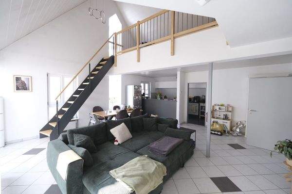 Heller weitläufiger Wohnbereich