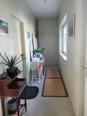 Zugang hinten vom WC