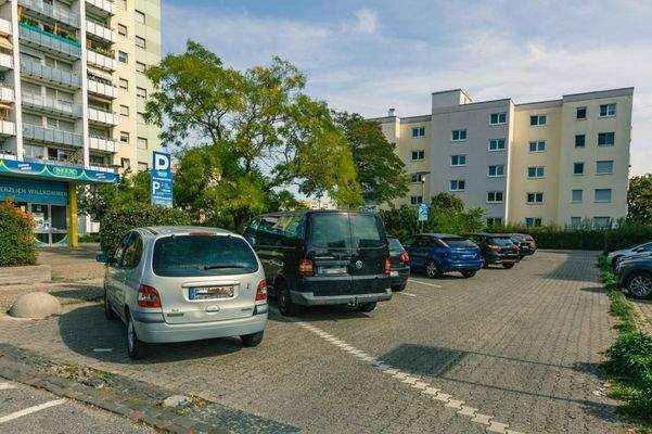 Neustadt an der Weinstra+e-Bayernplatz-