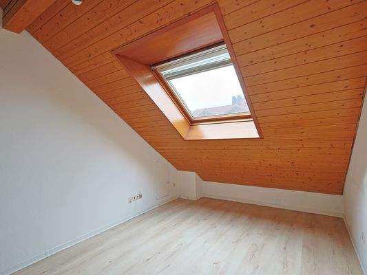 Helles Zimmer optimal als Homeoffice nutzbar