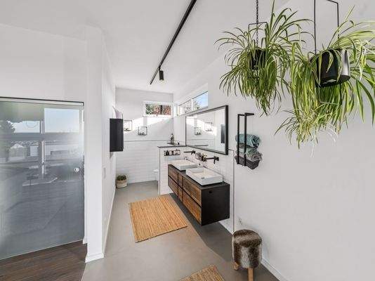 Masterbad im Schlafzimmer