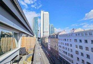 Blick zum Bankenviertel.jpg