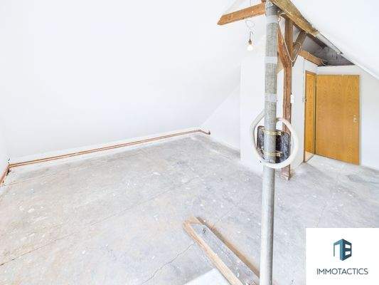 Speicherraum DG Haupthaus