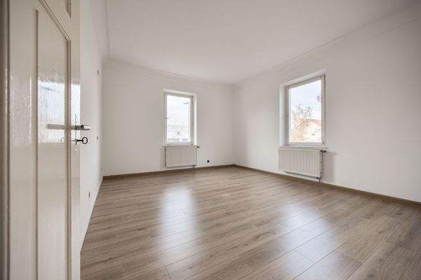 Kinderzimmer mit ca. 20 m², harmonischem Lichteinfall und wohnlicher Atmosphäre | Wohnung im 1. Obergeschoss