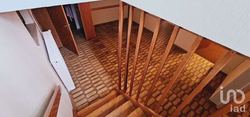 64 Treppe zum KG