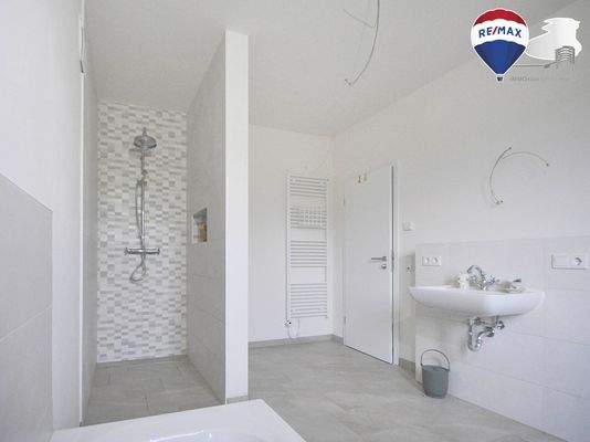 Badezimmer im Obergeschoss