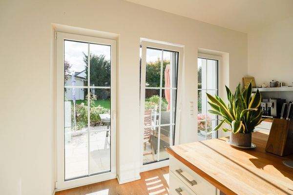 Küche Terrassen/Gartenzugang