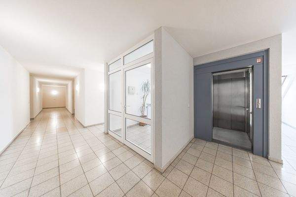 Leipzig - Möckern | Blick zum Lift