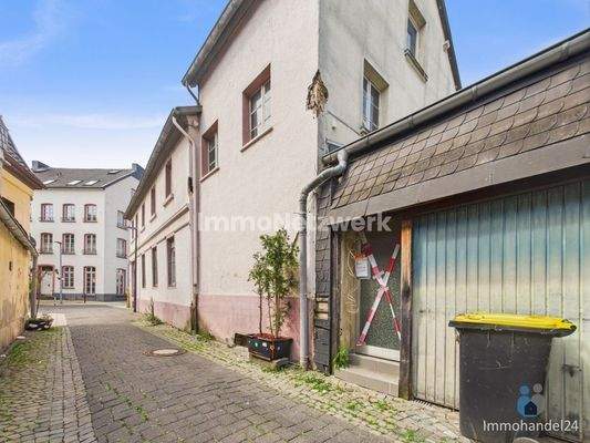 rückwärtige Anbauten