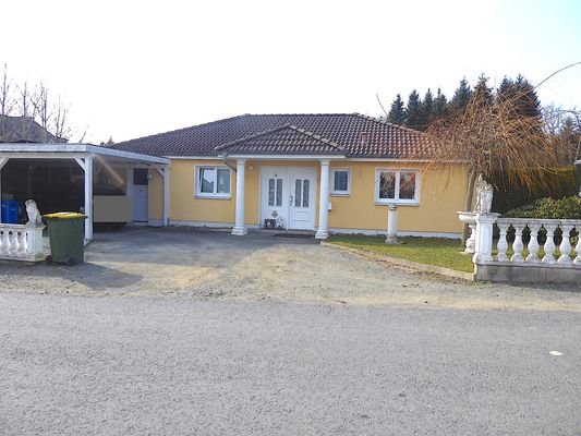 Ansicht von der Strasse