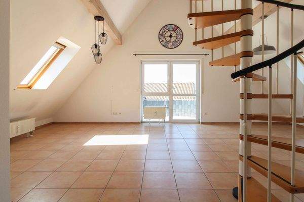 Blick ins Wohnzimmer