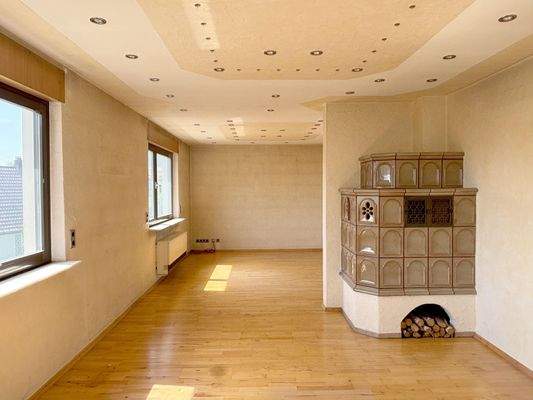 ... hellem Esszimmer im EG