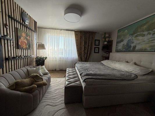 Schlafzimmer OG links