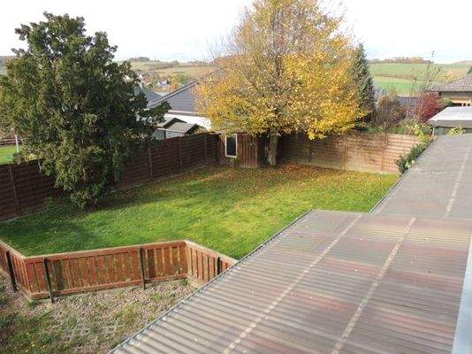 Blick nach NW in den Garten