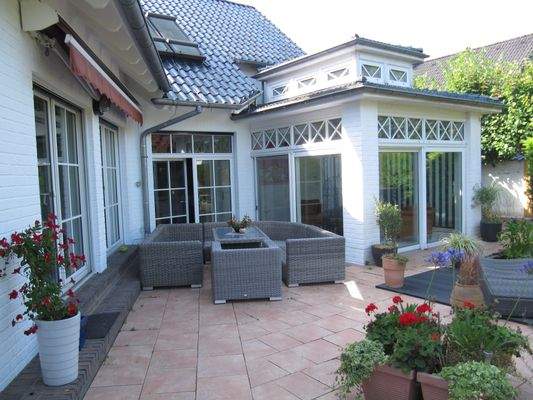 Aussenansicht Wintergarten & Loungebereich