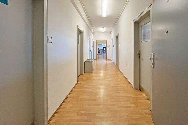 2 Büroetagen á 392 qm