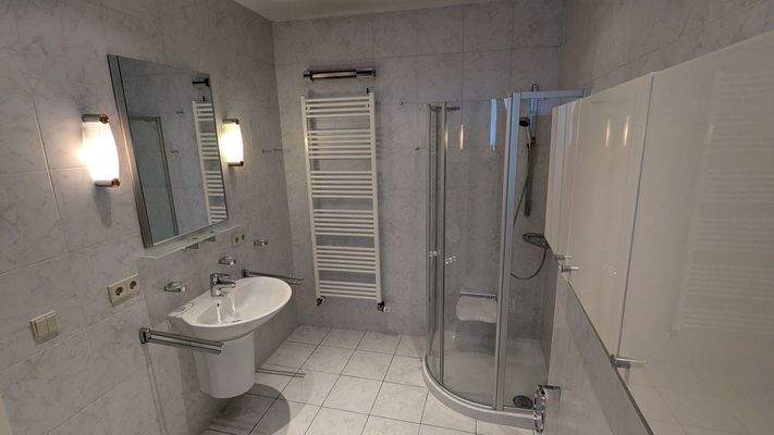  66450 Bexbach – Rathausstraße 16a - OG