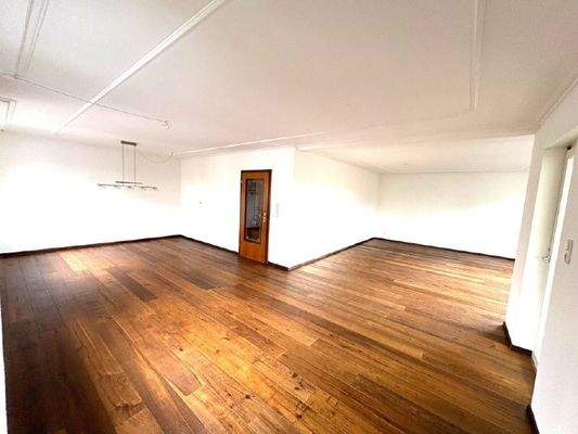 Wohn-Esszimmer (Medium)