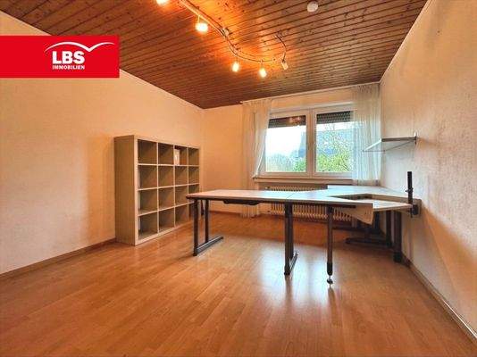 Büro oder Kinderzimmer