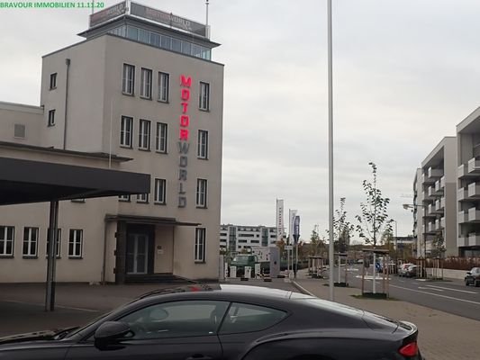 Blick auf den Power-Tower Frontansicht