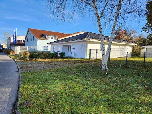 Zufahrt Grundstück.jpg