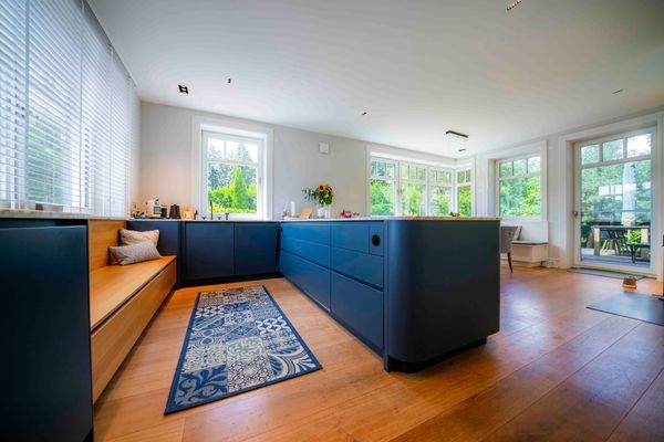 Hochwertige Einbauküche vom Tischler angefertigt