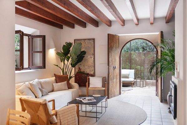 Dorfhaus mit Bergblick zum Verkauf in Deiya, Mallorca