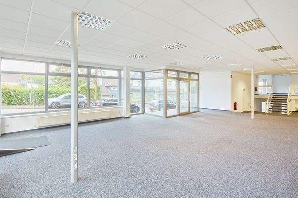 Über 120 m² offene Bürolandschaft