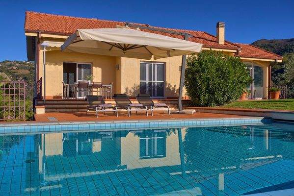 DA815_08 TERRA ITALIA IMMOBILIEN_REAL ESTATE_FOR S