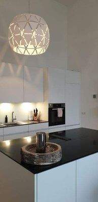 Einbauküche mit Kochinsel