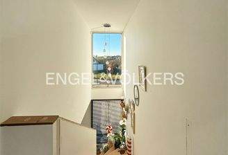 Treppenabgang ins EG