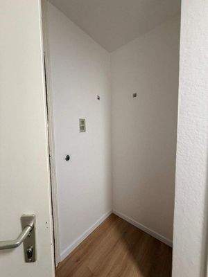 Abstellkammer und Garderobe
