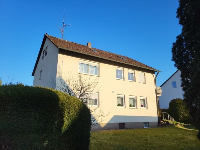 Solides, gepflegtes 3 Familienhaus auf einem ca. 637 m² großen Grundstück  in Wendelstein