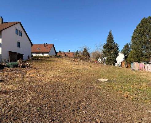 Baugrundstück mit Architektenplanung