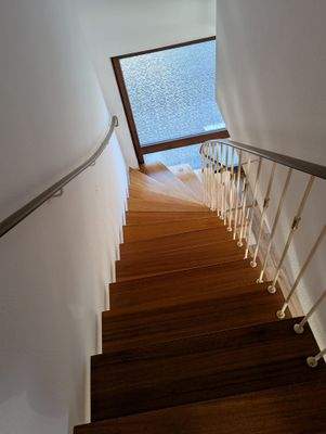 Kirschholztreppe.jpg