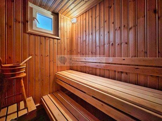 cdc835fa2e4946d59a7562e3b038e076-original