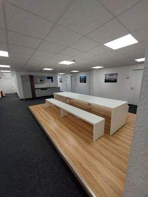 Küche mit Essbereich