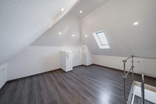 Zimmer (ausgebauter Spitzboden)