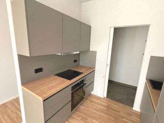 Moderne Küche mit Holzoptik