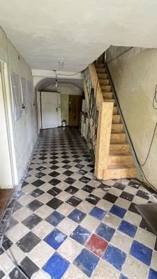 EG HAUSFLUR u TREPPENHAUS