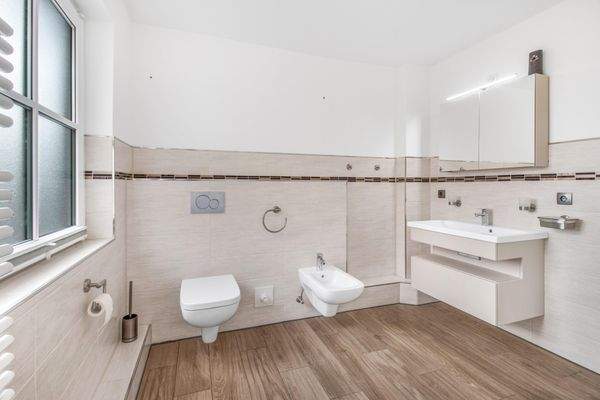 Badezimmer im Obergeschoss