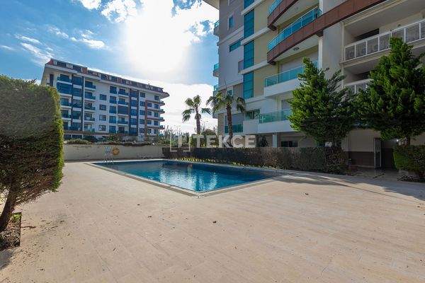 Furnished Duplex Seaside Apartment in Alanya
