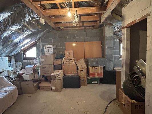 Umausgebauter Dachraum