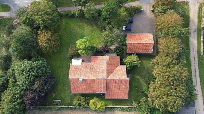 Gesamtansicht/Grundstück