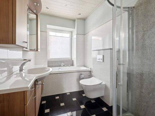 Bäder im Haupthaus_2