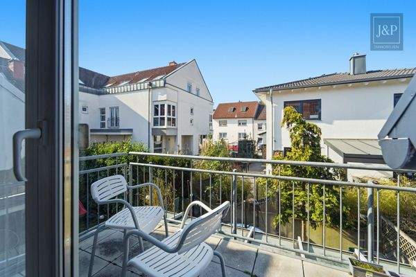 Schlafzimmer 1 Balkon