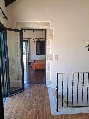 Kreta, Douliana: Renoviertes Steinhaus mit Pool und Garten zu verkaufen